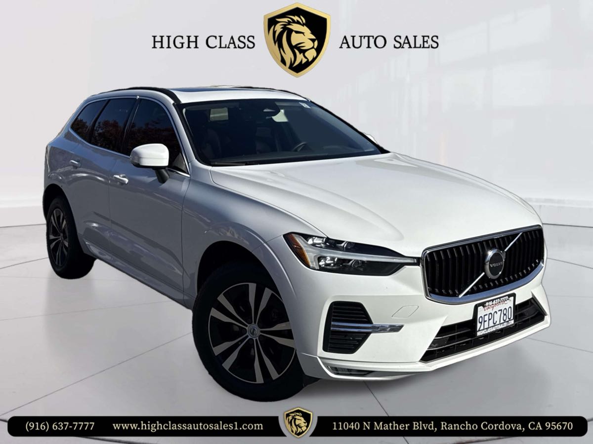 2023 Volvo XC60 Core's photo