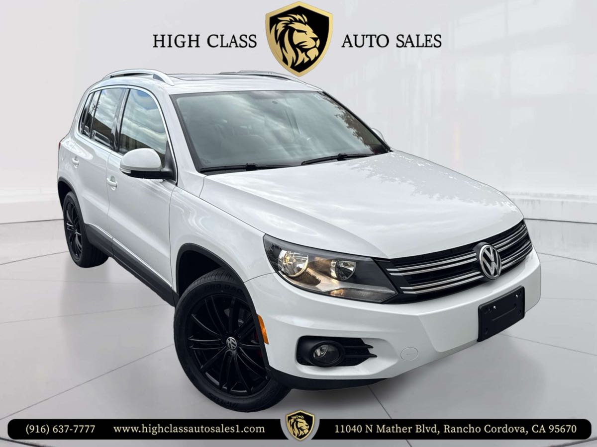2015 Volkswagen Tiguan S's photo