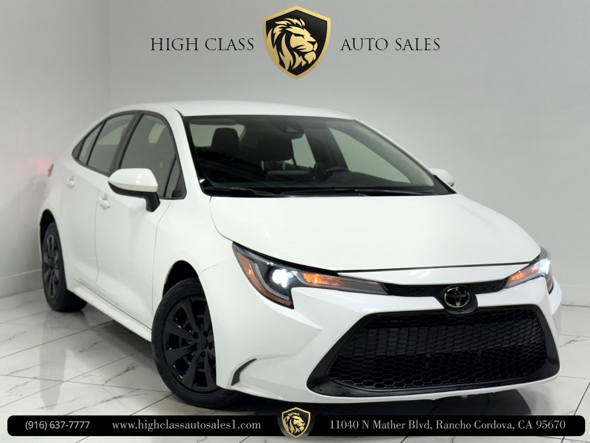 2022 Toyota Corolla LE's photo