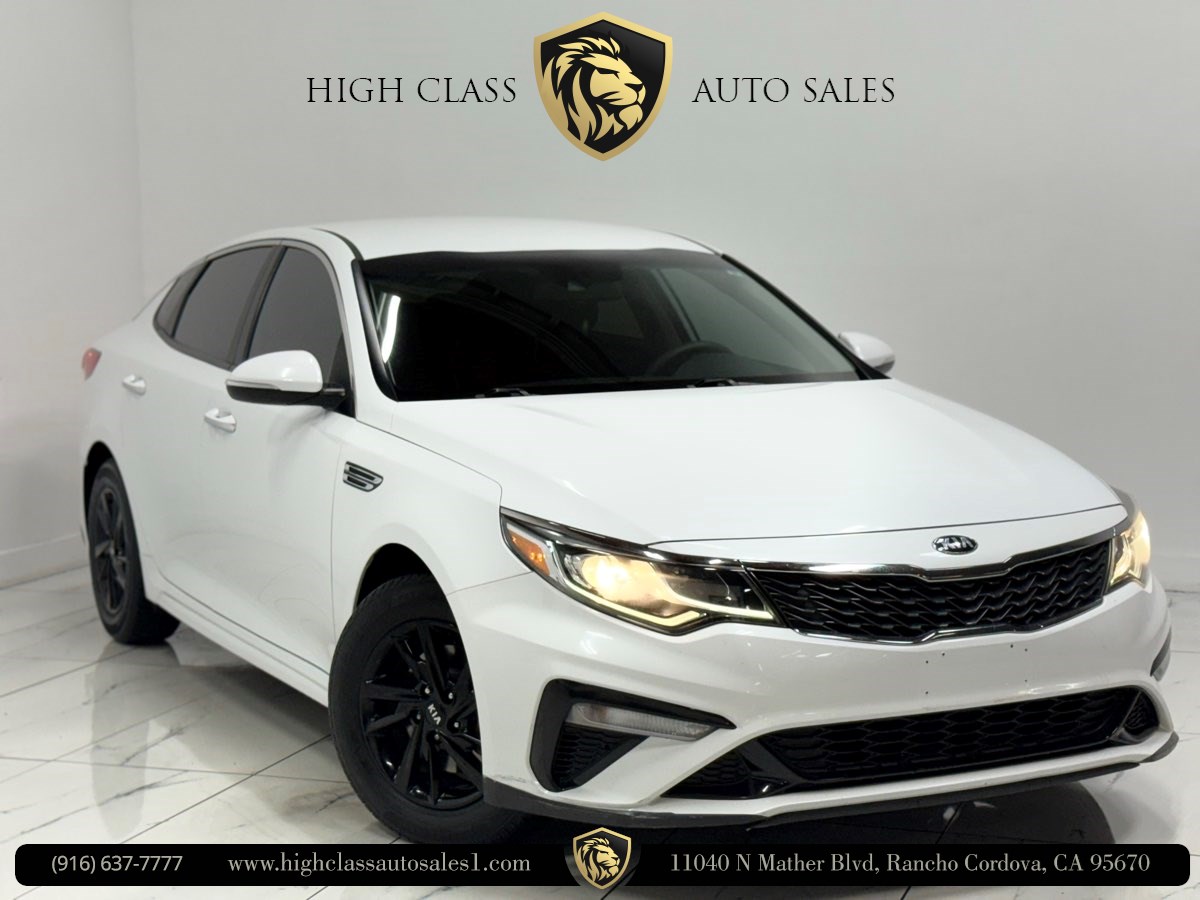 2020 Kia Optima LX's photo