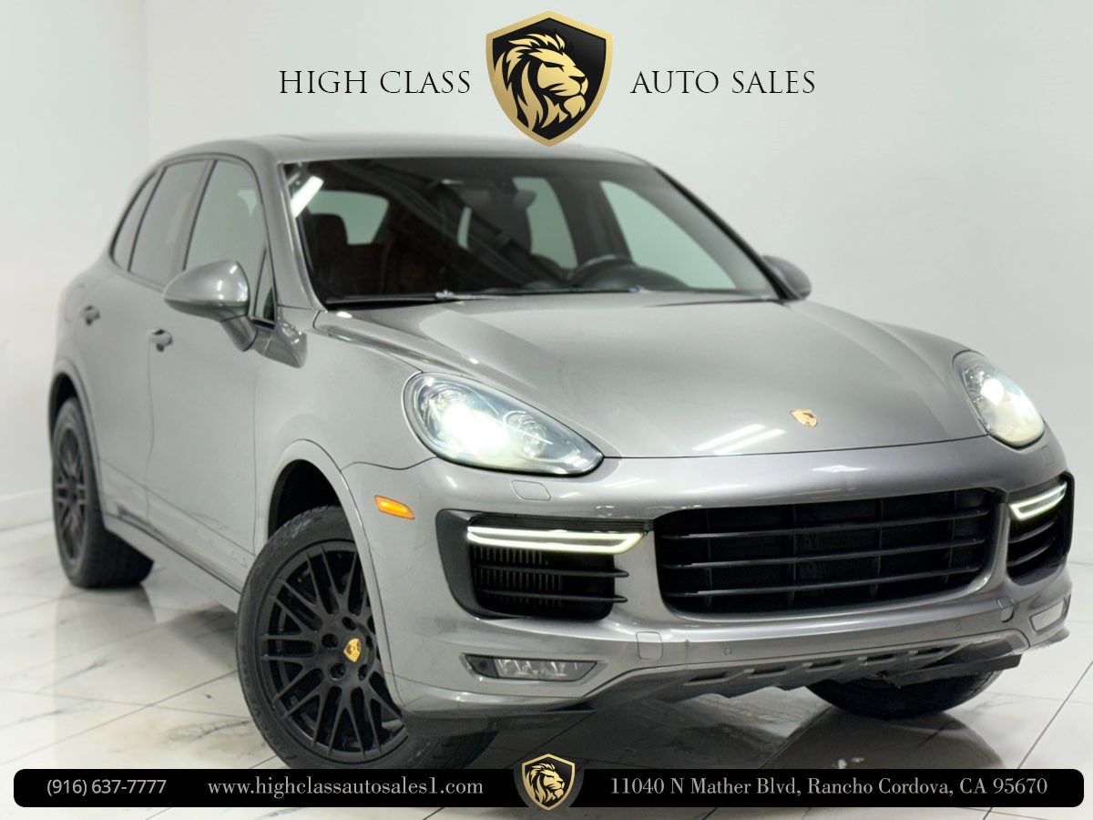 2016 Porsche Cayenne GTS's photo