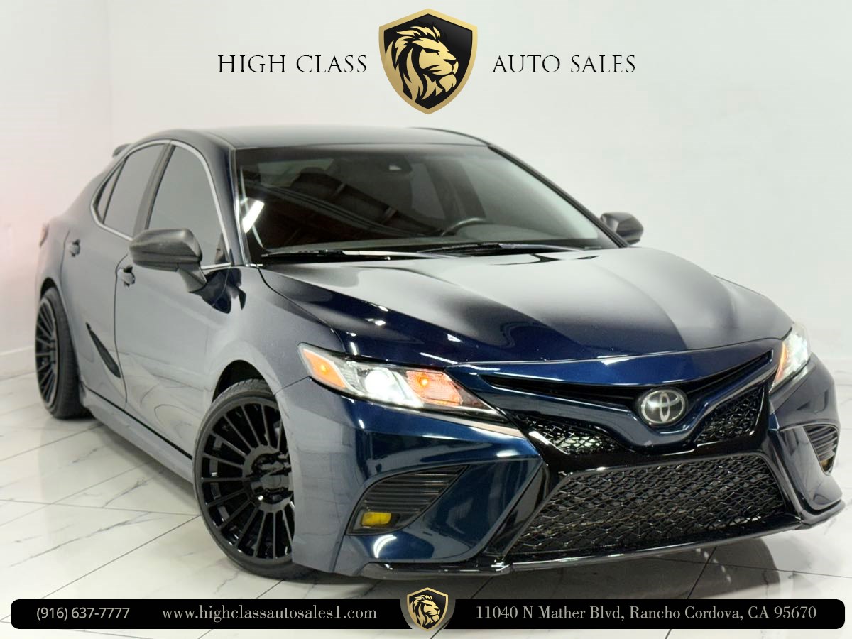 2018 Toyota Camry SE