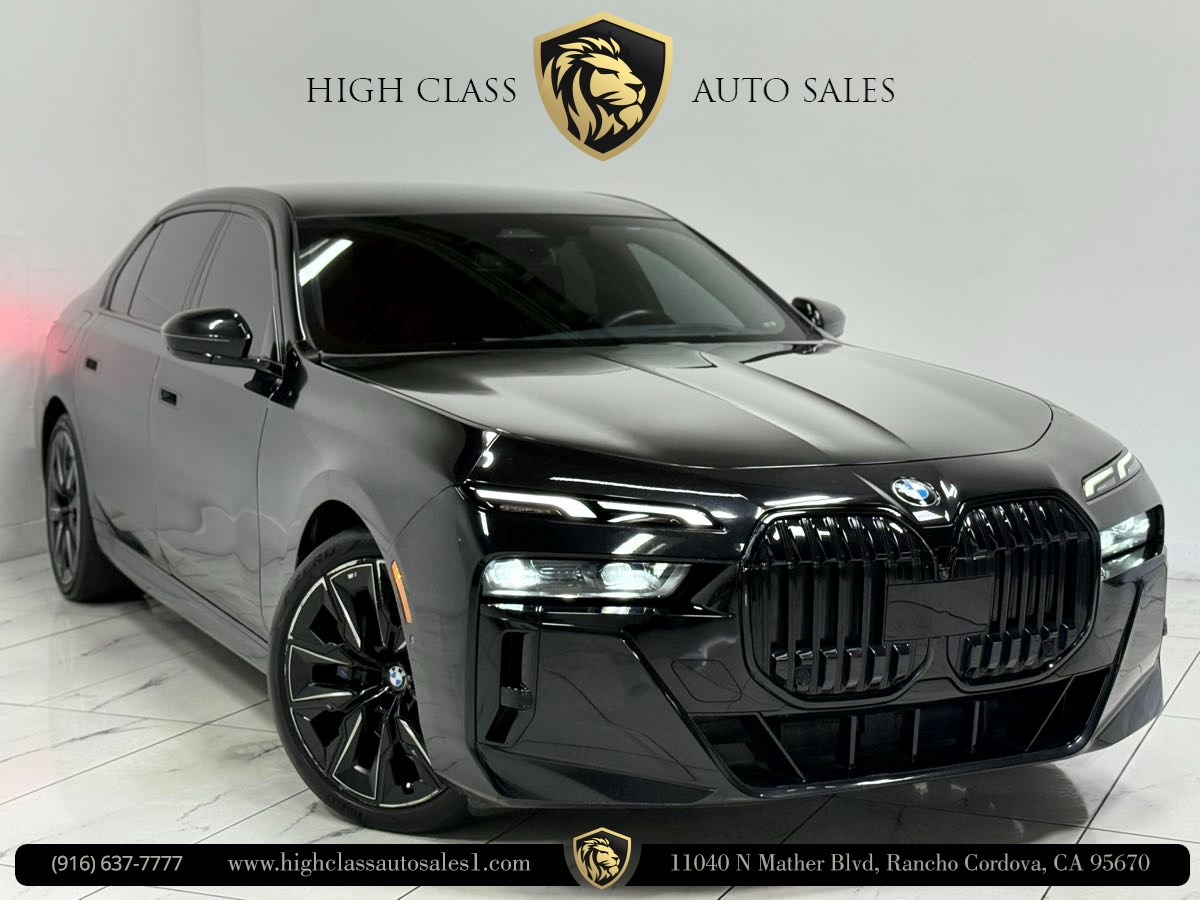2023 BMW 7 Series 740's photo