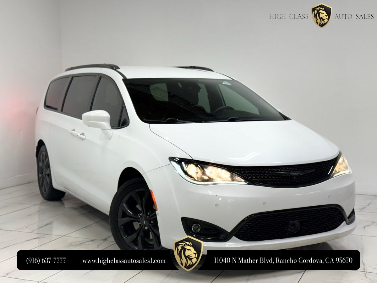 2019 Chrysler Pacifica Touring L