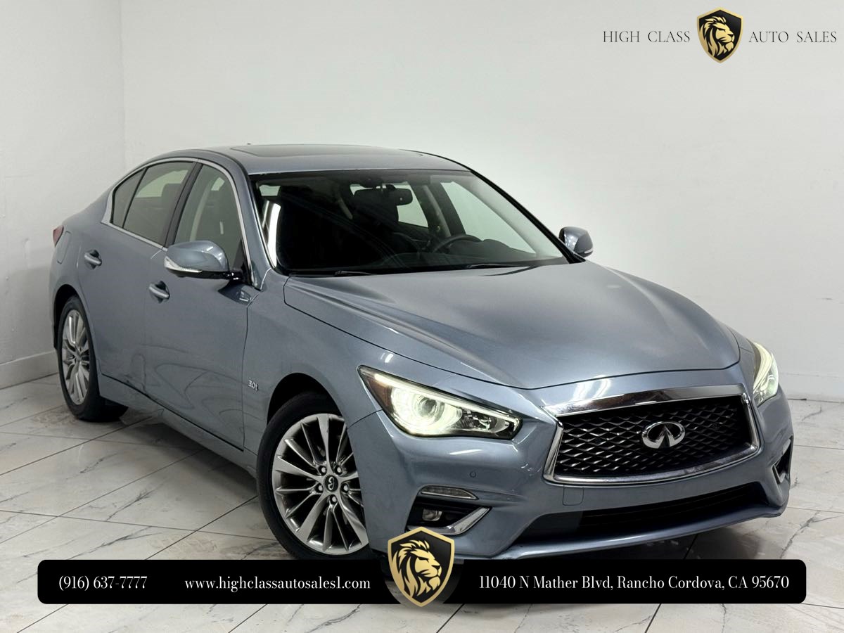 2018 INFINITI Q50 LUXE