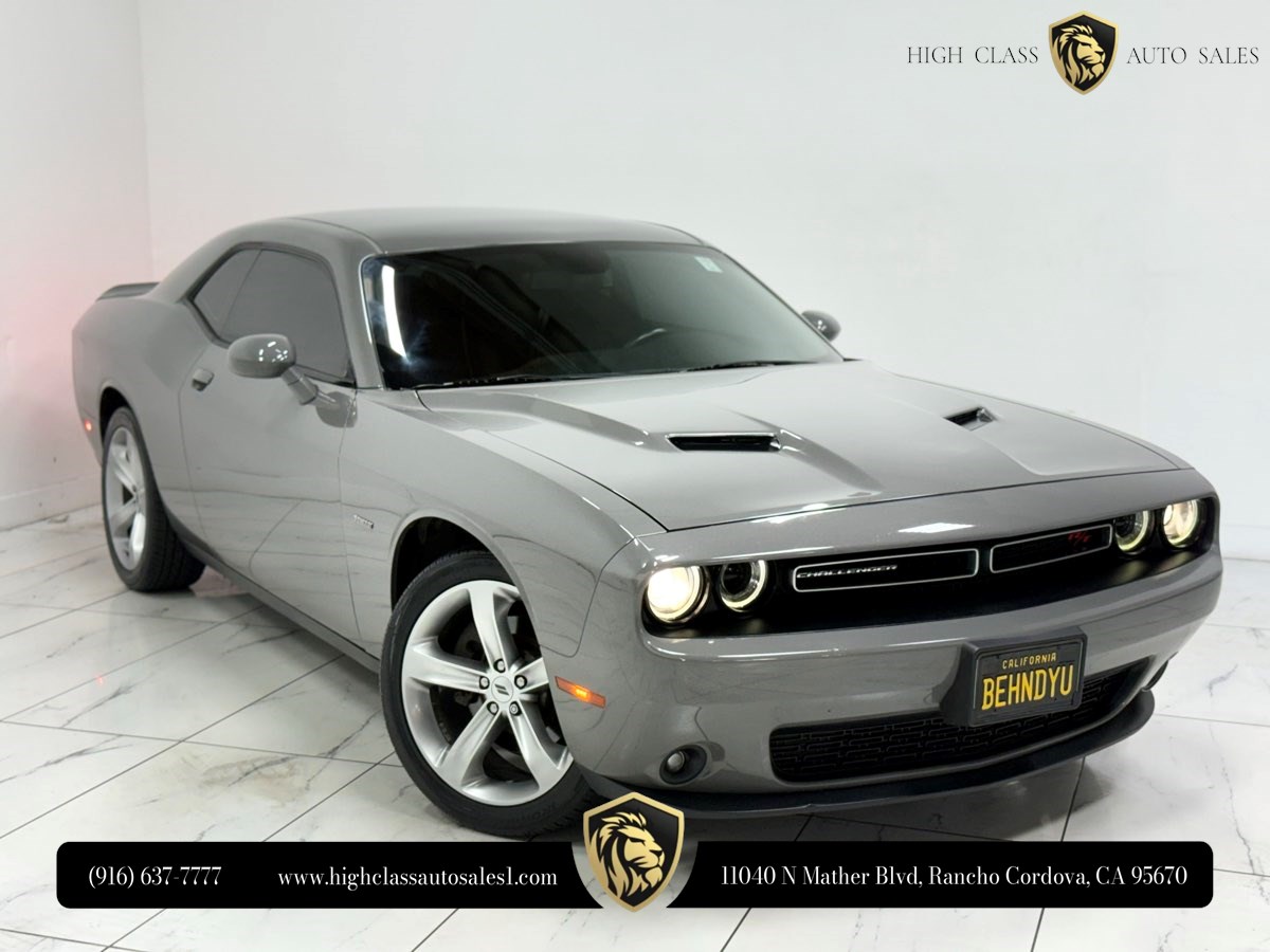 2018 Dodge Challenger R/T's photo