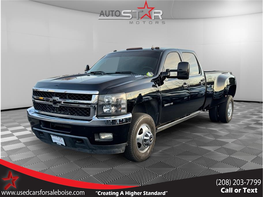 Chevrolet Silverado 3500HD's photo