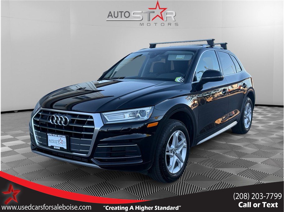 2019 Audi Q5 Premium's photo