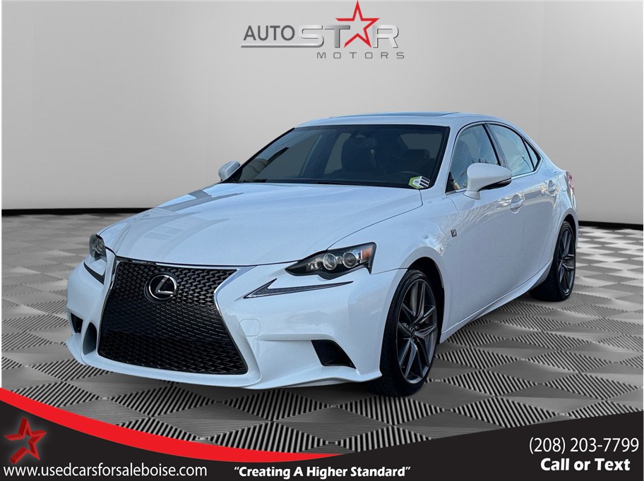 2015 Lexus IS 250's photo
