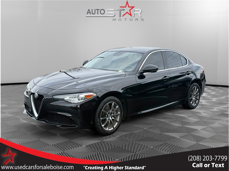 2017 Alfa Romeo Giulia Base