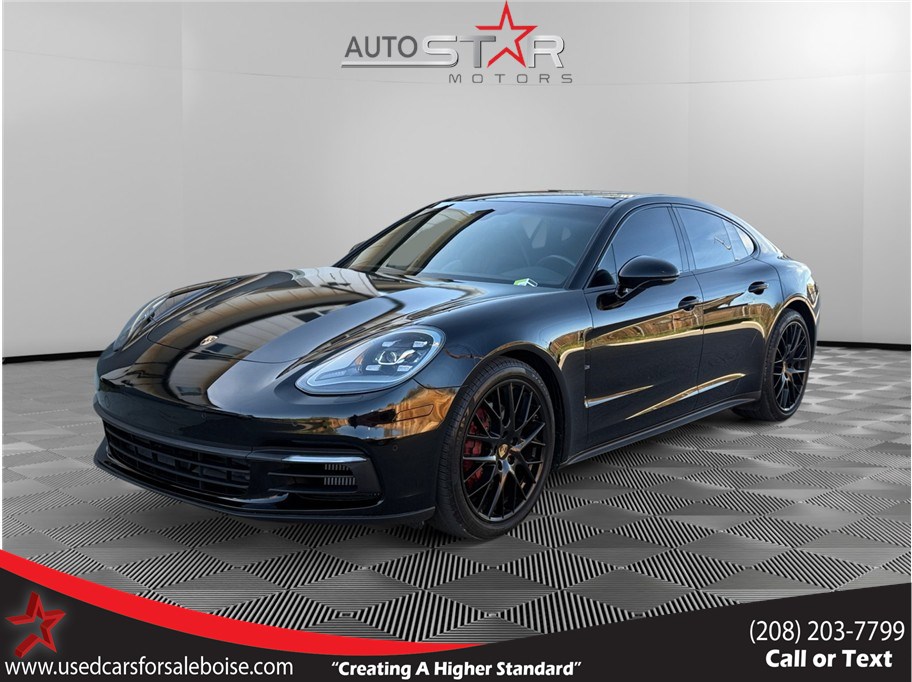 2018 Porsche Panamera 4S