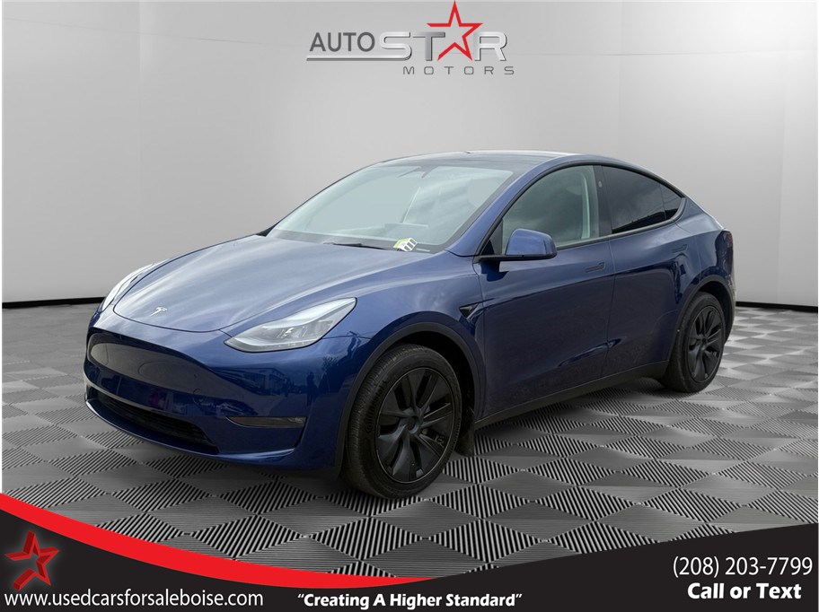 2025 Tesla Model Y - Image 1