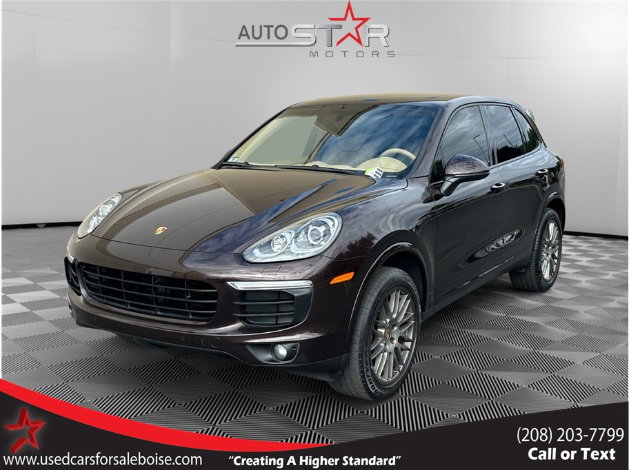 2017 Porsche Cayenne Platinum Edition