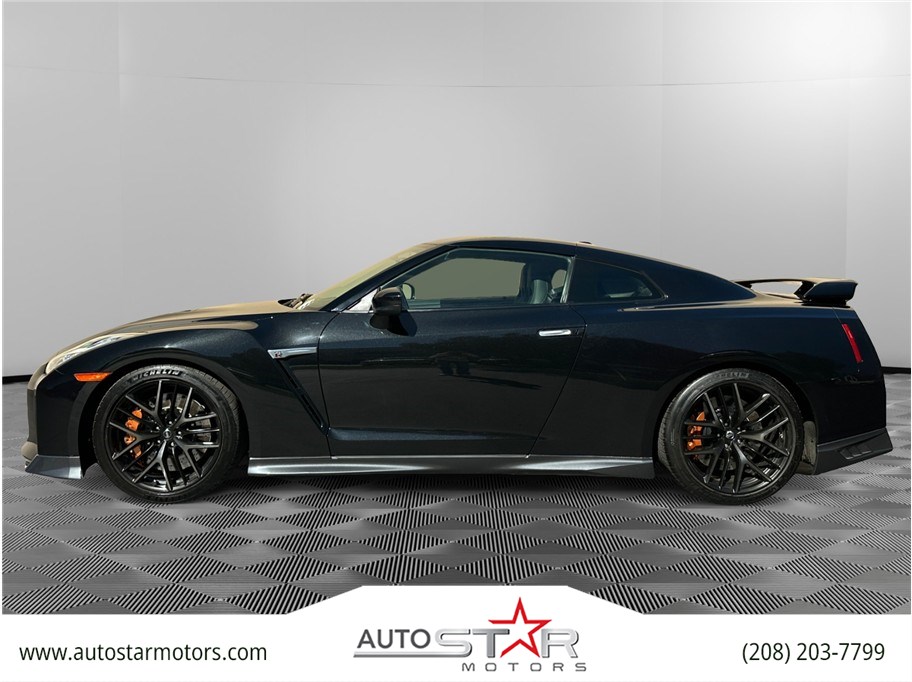 2018 Nissan GT-R