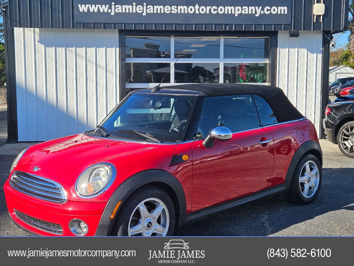 2009 MINI Cooper Base's photo