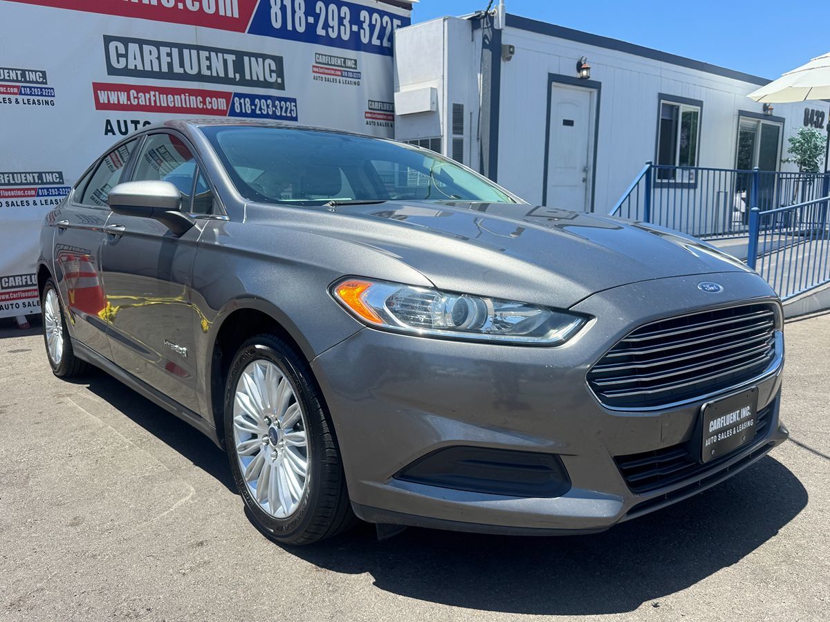 2014 Ford Fusion S Hybrid's photo