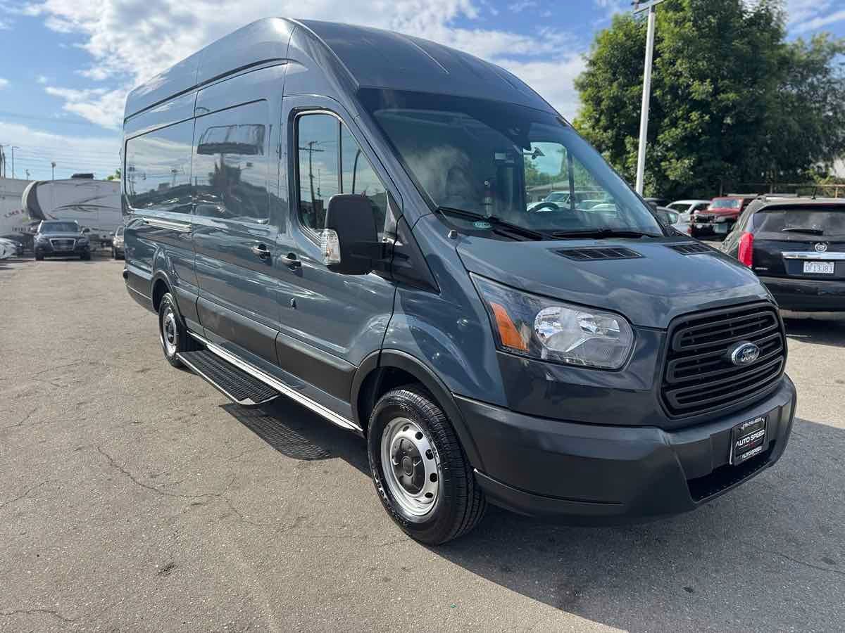 2019 Ford Transit Van Base's photo