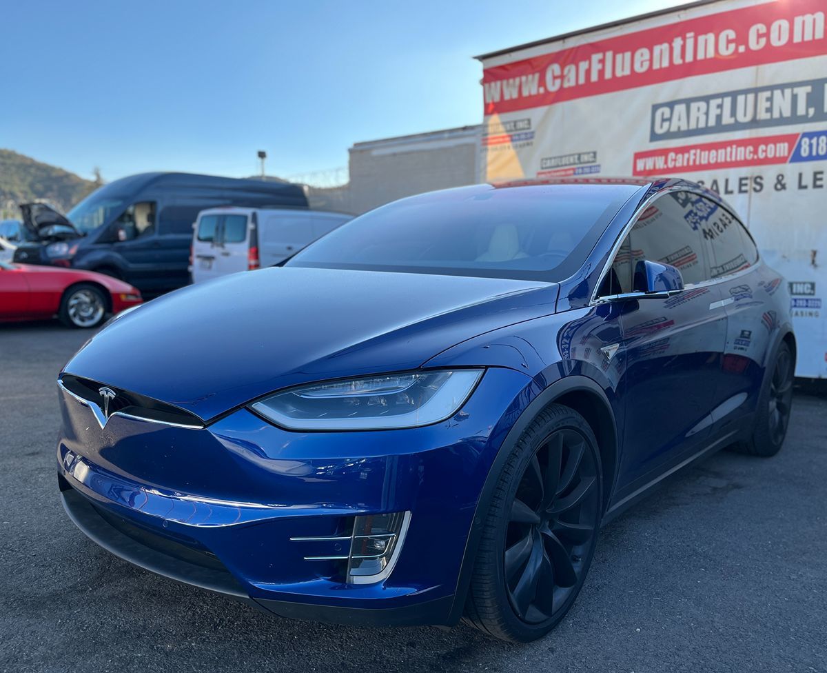 2016 Tesla Model X 60D's photo