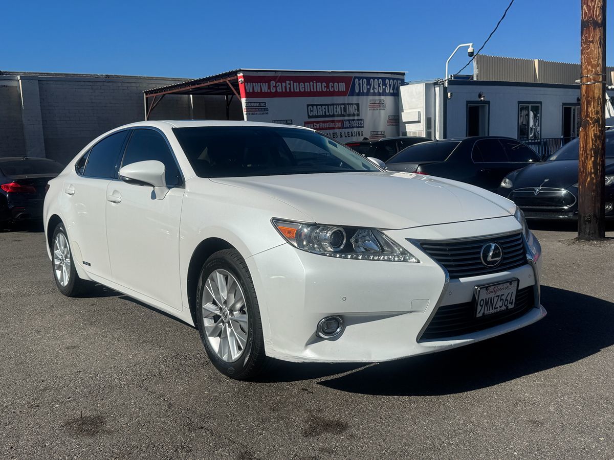 2014 Lexus ES 300h