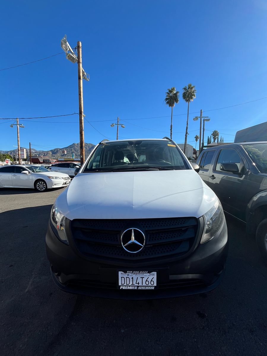 2018 Mercedes-Benz Metris Cargo Van Base