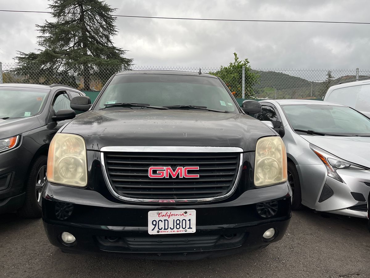 2008 GMC Yukon's photo