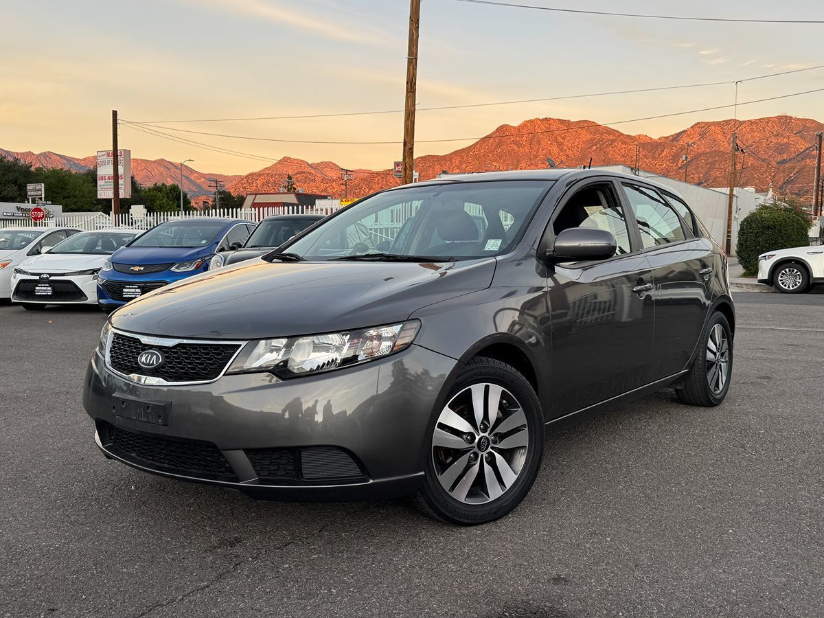 2013 Kia Forte EX's photo