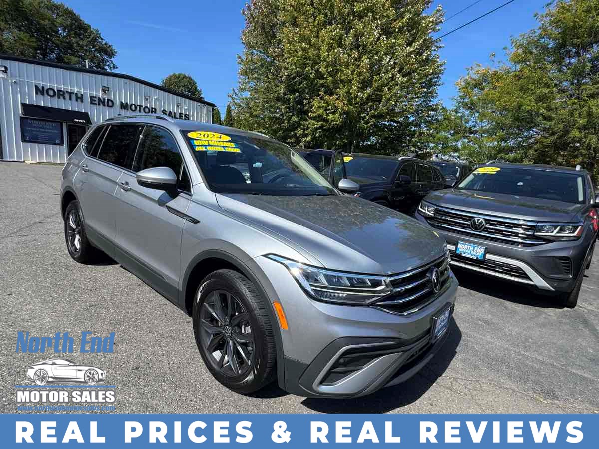 2024 Volkswagen Tiguan SE's photo