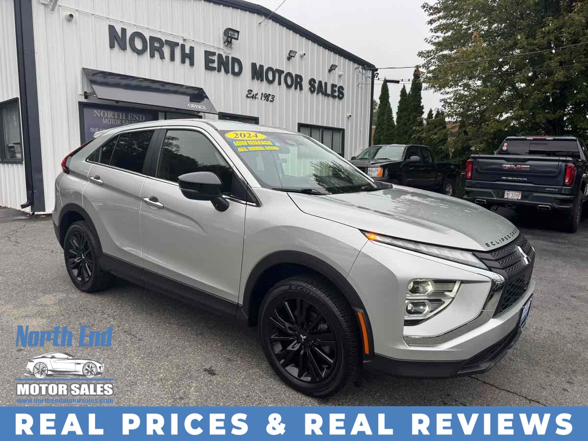 2024 Mitsubishi Eclipse Cross LE's photo