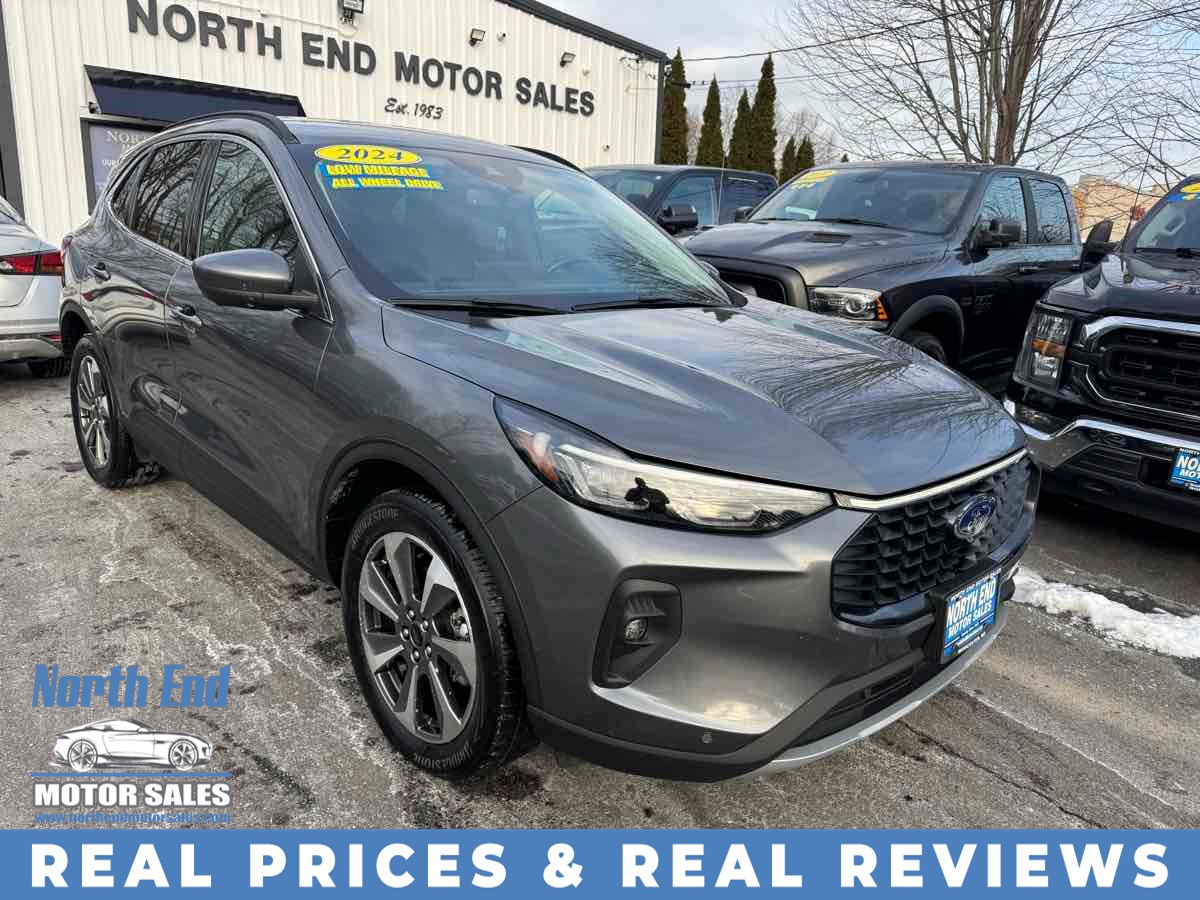 2024 Ford Escape Platinum's photo