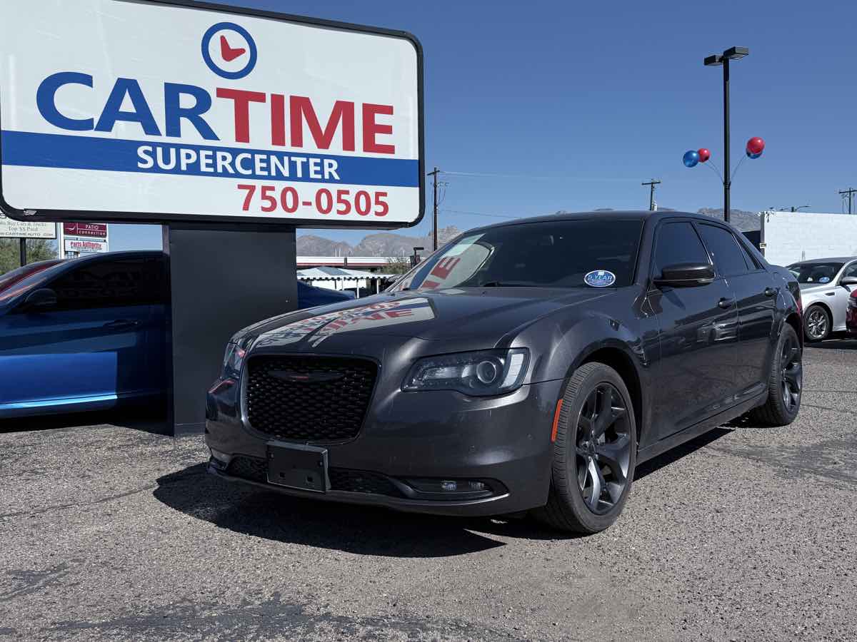 2021 Chrysler 300 S's photo