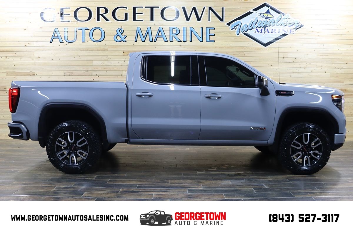2024 GMC Sierra 1500 AT4's photo