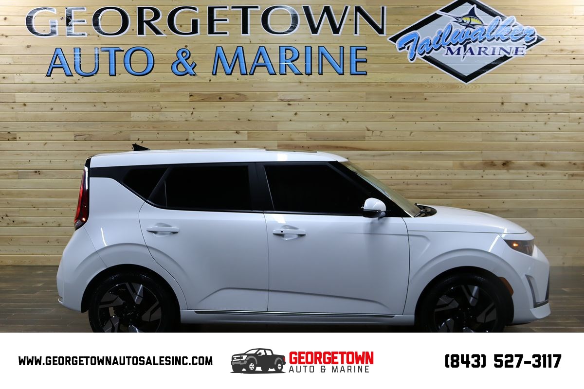 2023 Kia Soul GT-Line's photo