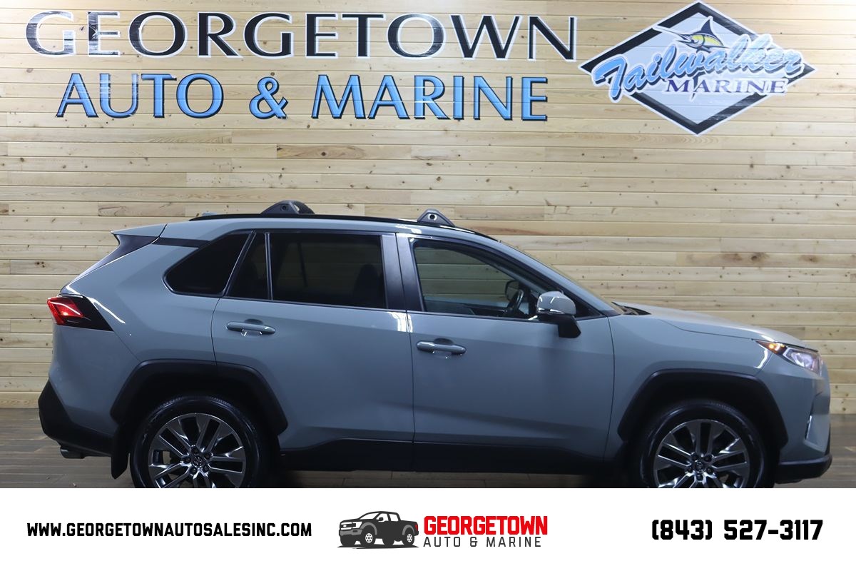 2019 Toyota RAV4 XLE Premium