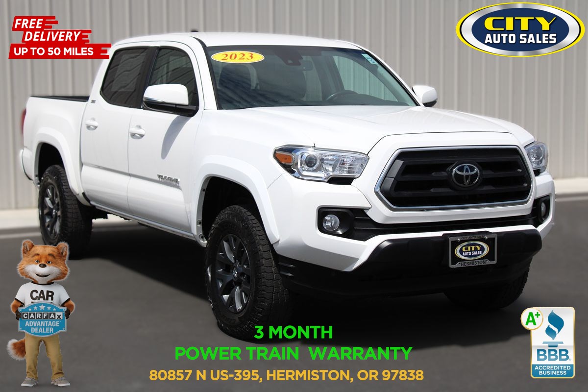 2023 Toyota Tacoma SR5's photo