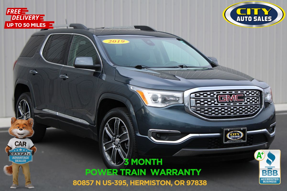 2019 GMC Acadia Denali's photo