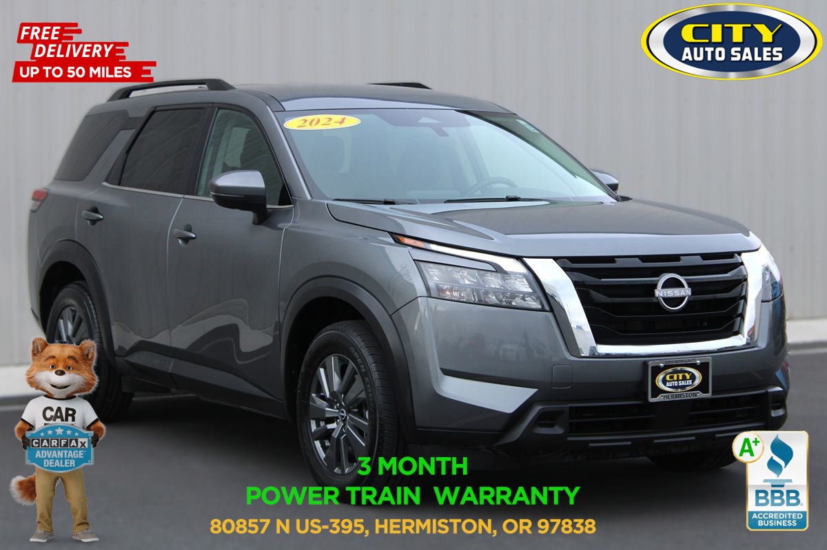 2024 Nissan Pathfinder SV's photo