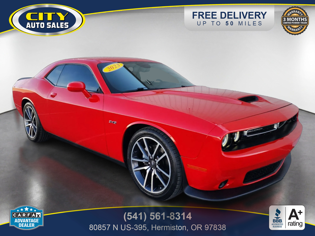 2023 Dodge Challenger R/T's photo