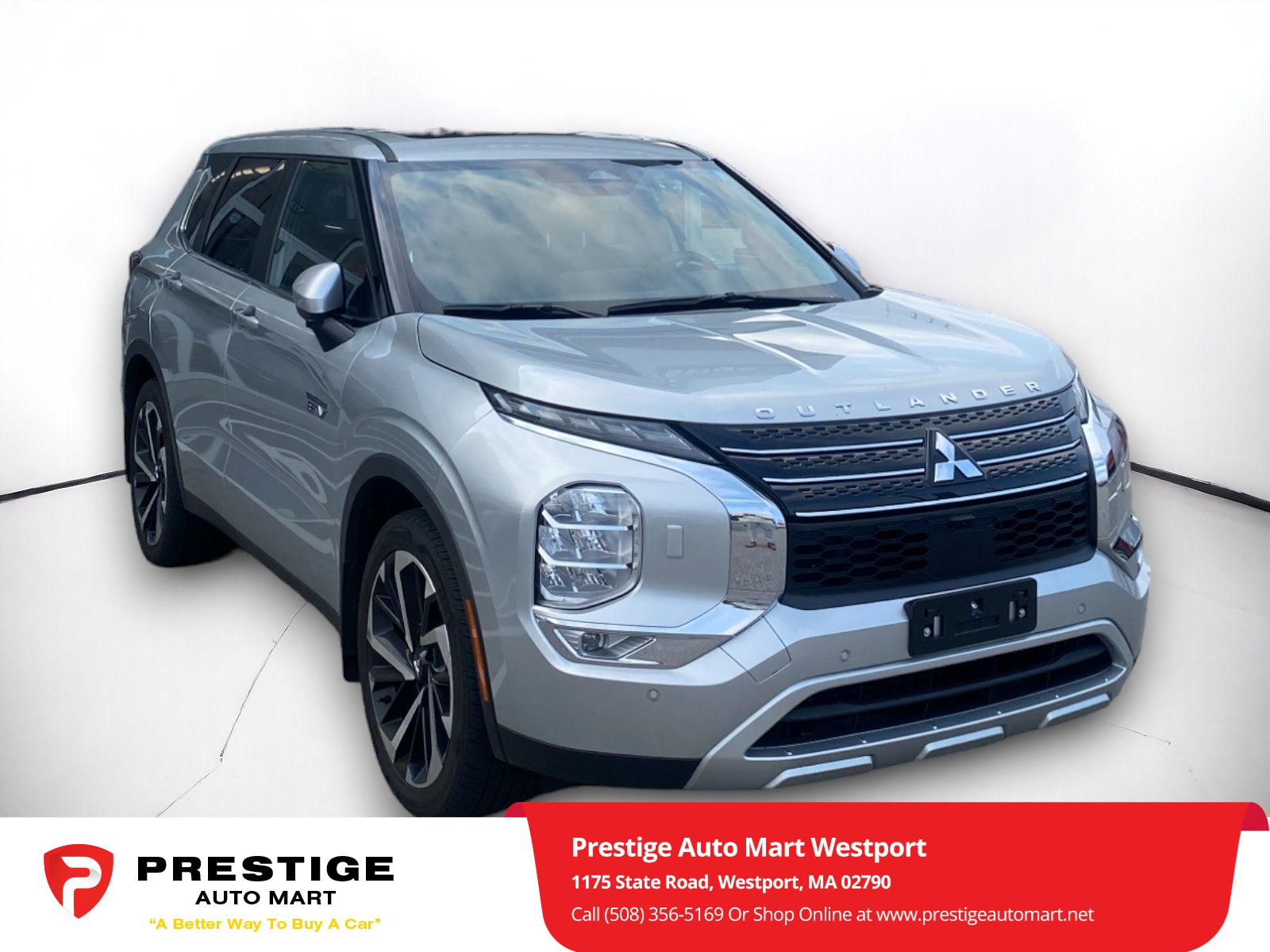 2023 Mitsubishi Outlander Plug-In Hybrid SE's photo