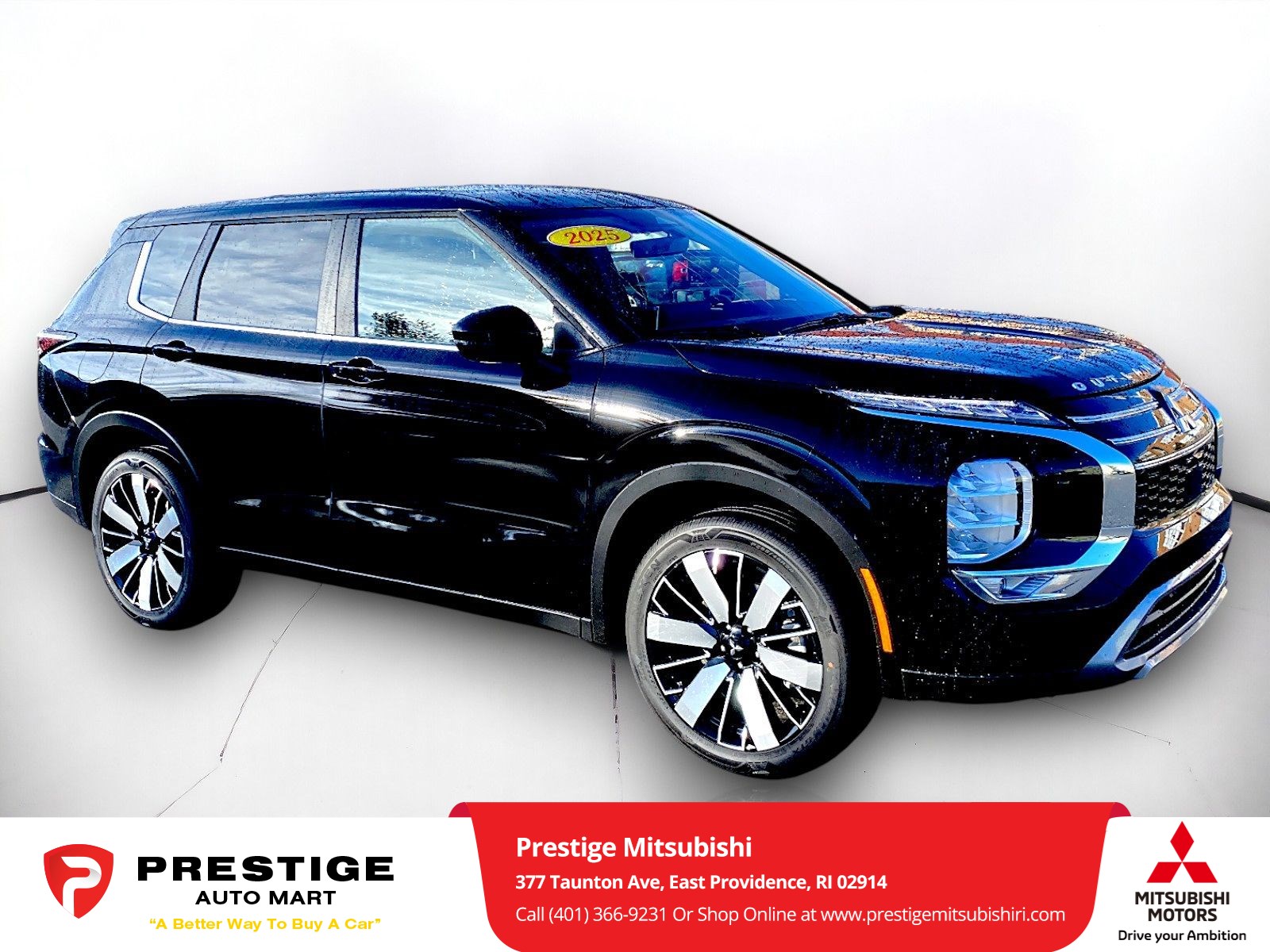 2025 Mitsubishi Outlander SE's photo