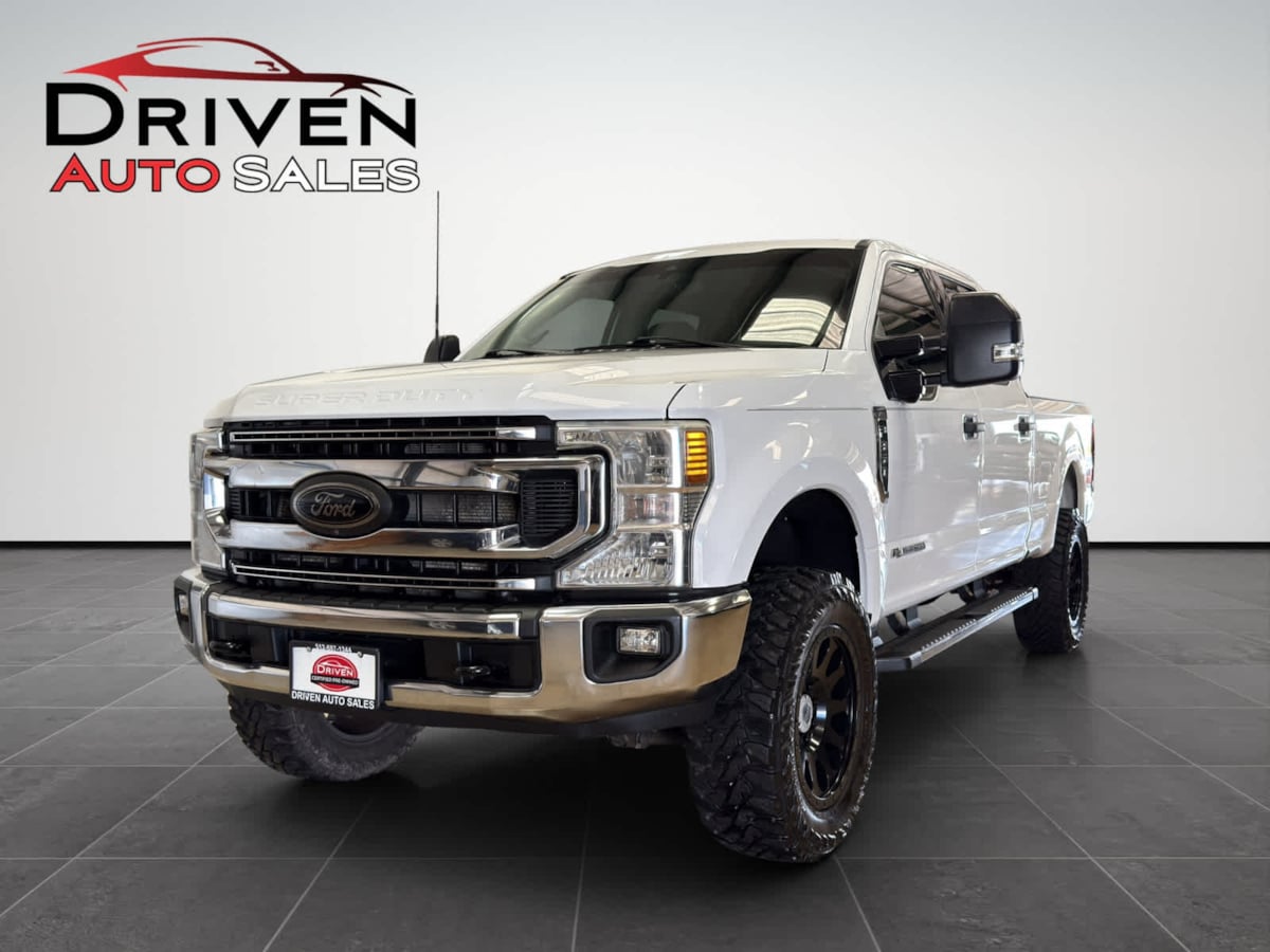 2022 Ford F-350 Super Duty XLT's photo
