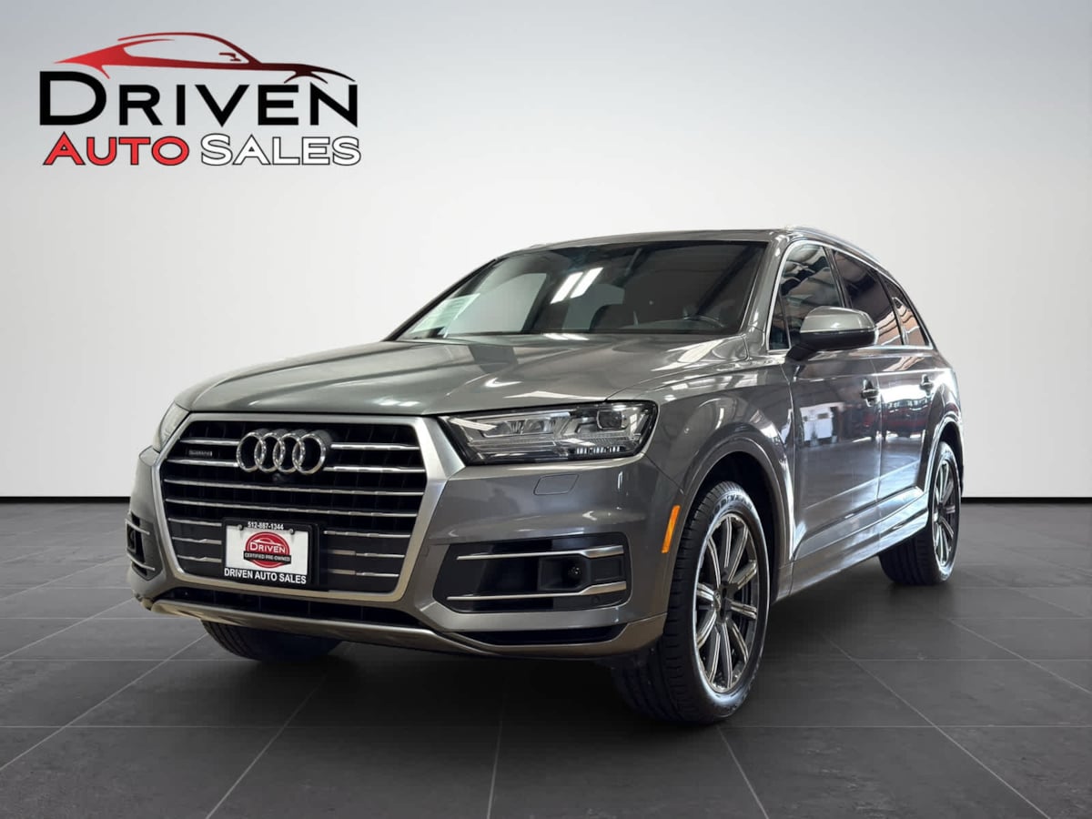 2017 Audi Q7 Premium Plus's photo