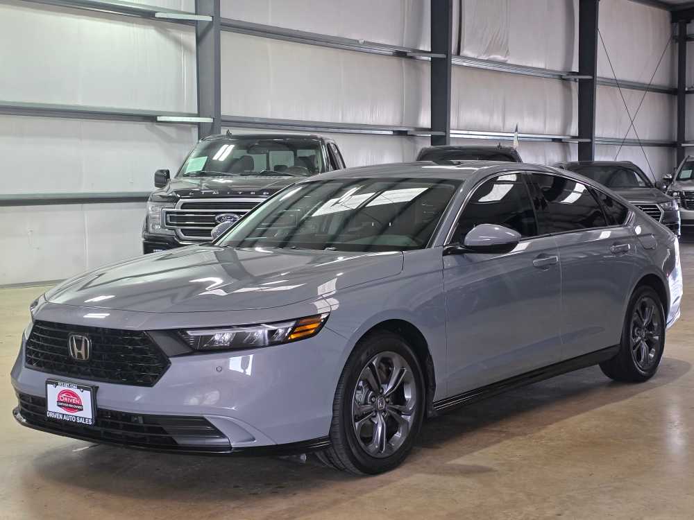 2025 Honda Accord Hybrid EX-L's photo