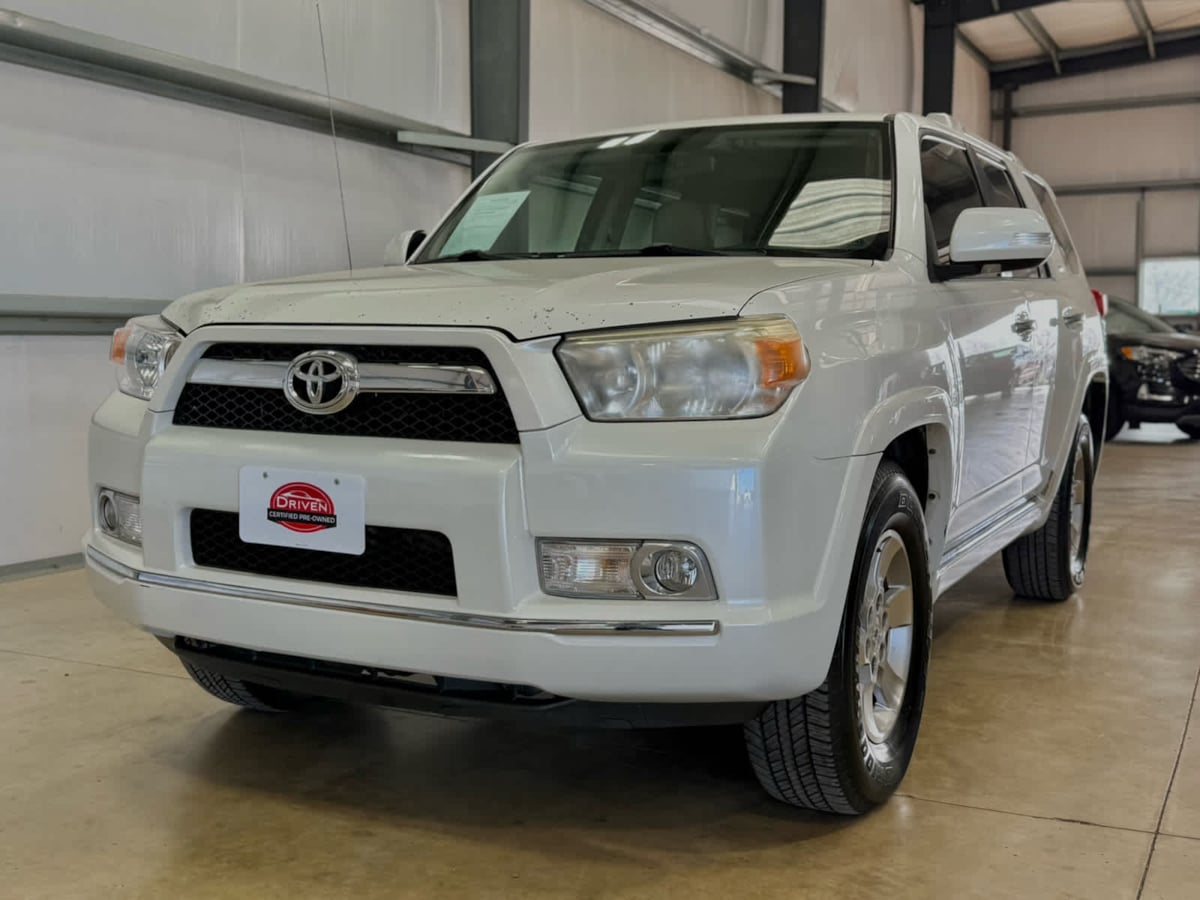 2011 Toyota 4Runner SR5's photo