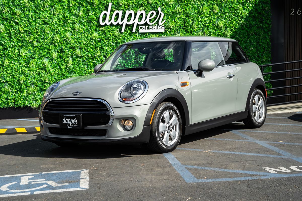 2019 MINI Hardtop 2 Door Base's photo