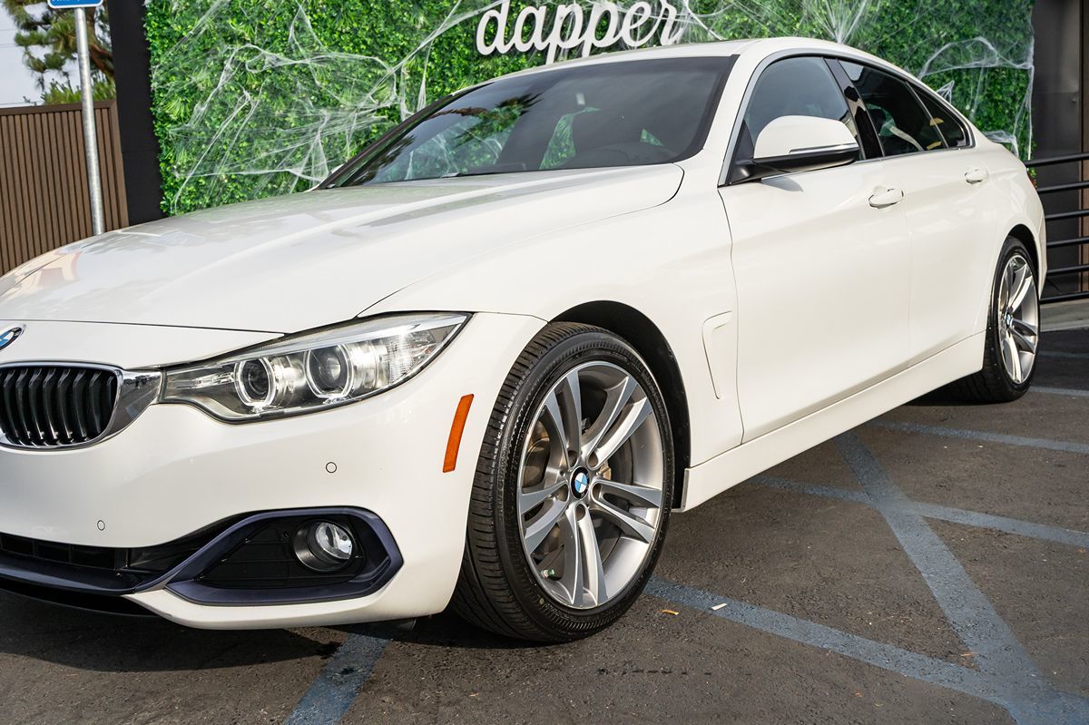 2017 BMW 4 Series 430i's photo