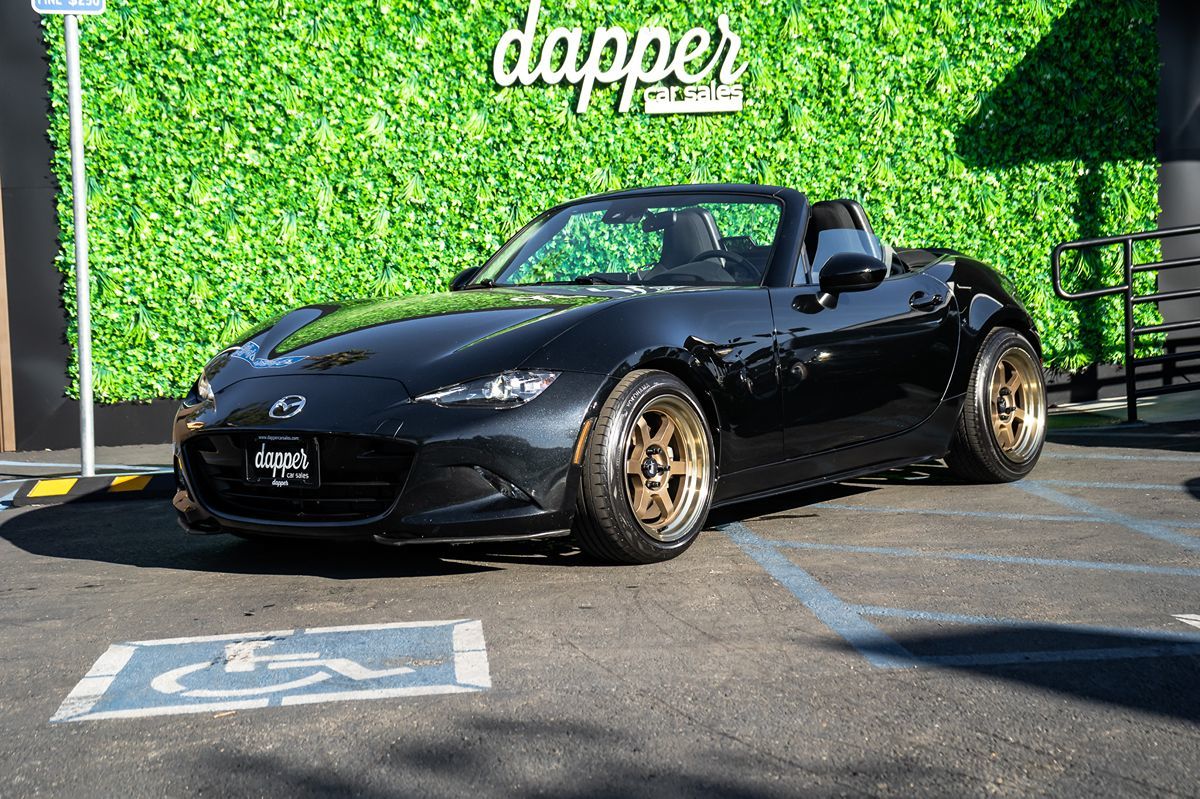 2023 Mazda MX-5 Miata Sport's photo
