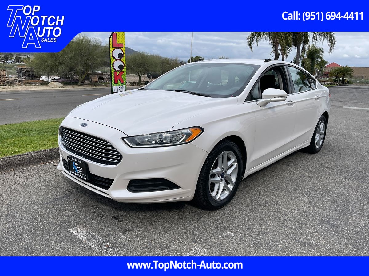 2014 Ford Fusion SE's photo