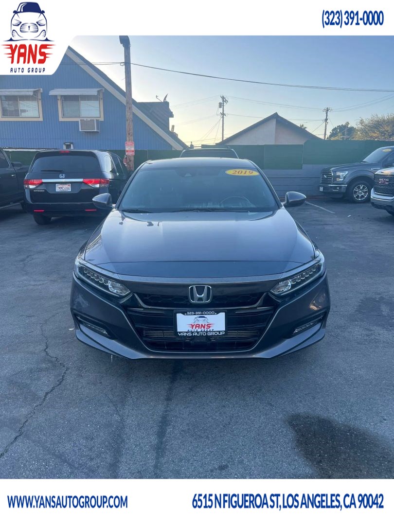 2019 Honda Accord Sport's photo