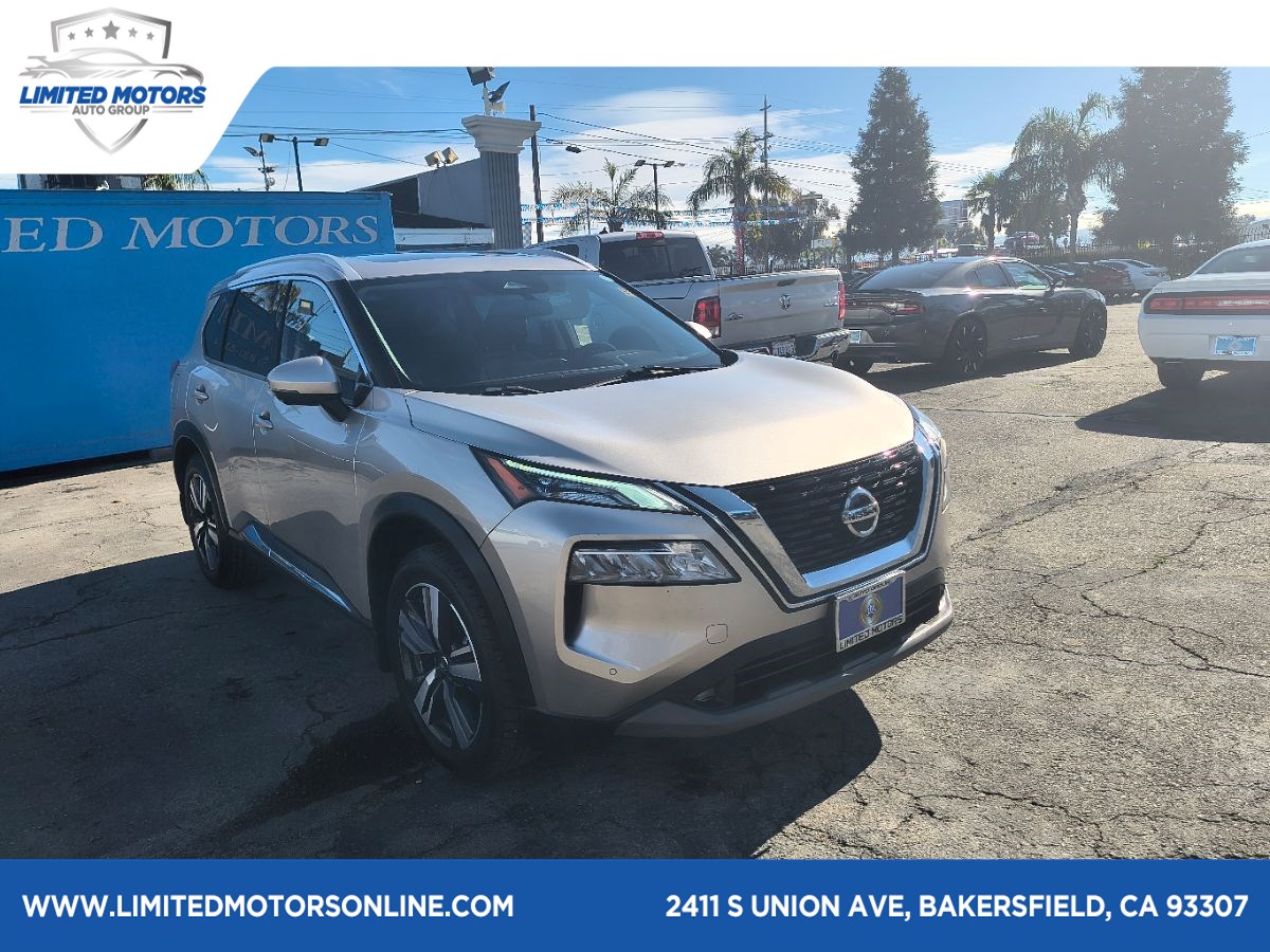 2021 Nissan Rogue SL's photo