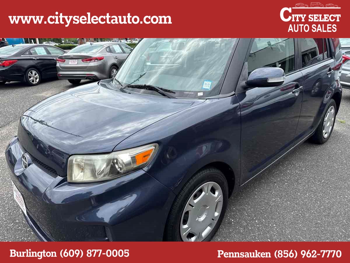 2011 Scion xB's photo